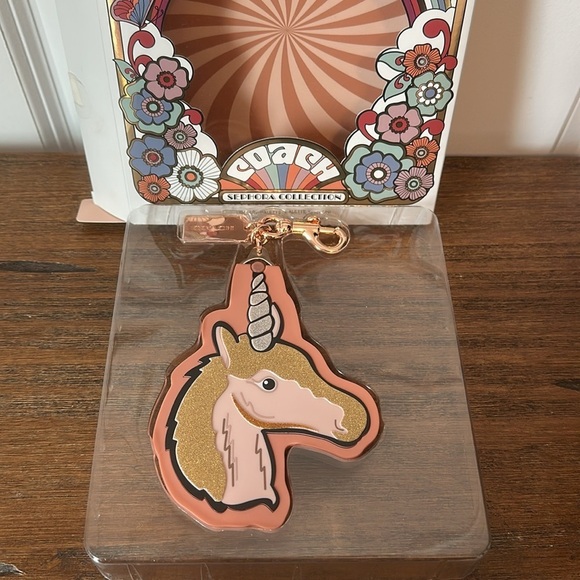 Coach X Sephora Unicorn Palette 🦄 - Picture 5 of 8